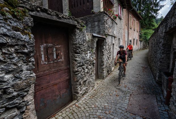 segreti del crotto - ciclabile valchiavenna